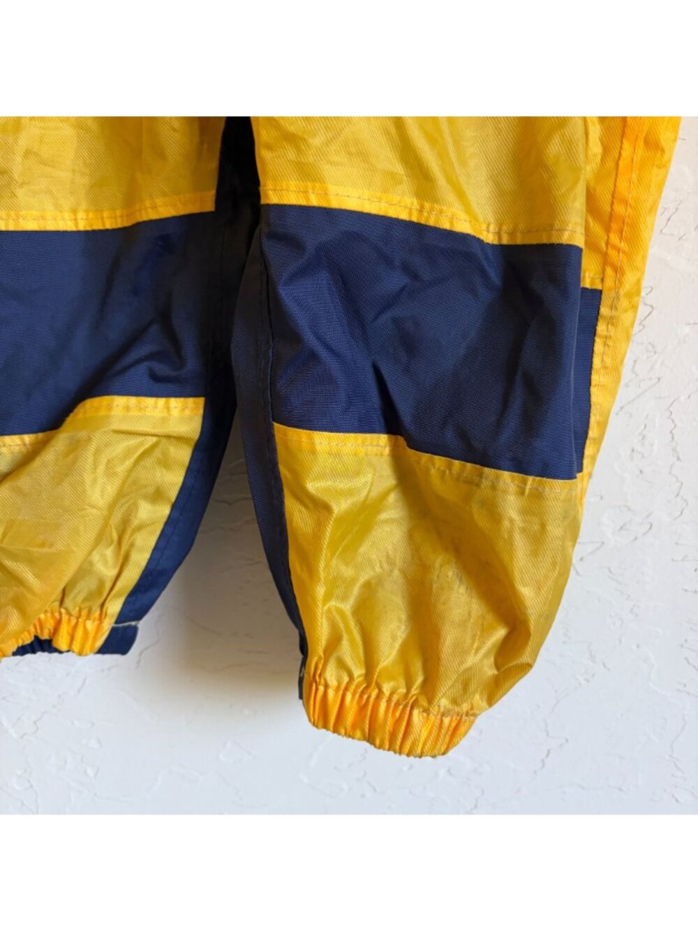 Tuffo Yellow Rainsuit Playsuit 12MO Hooded - Picture 5 of 6